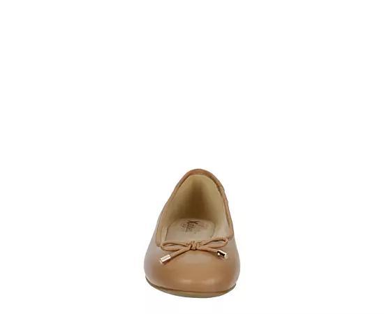Xappeal Womens Cailin Flat Product Image