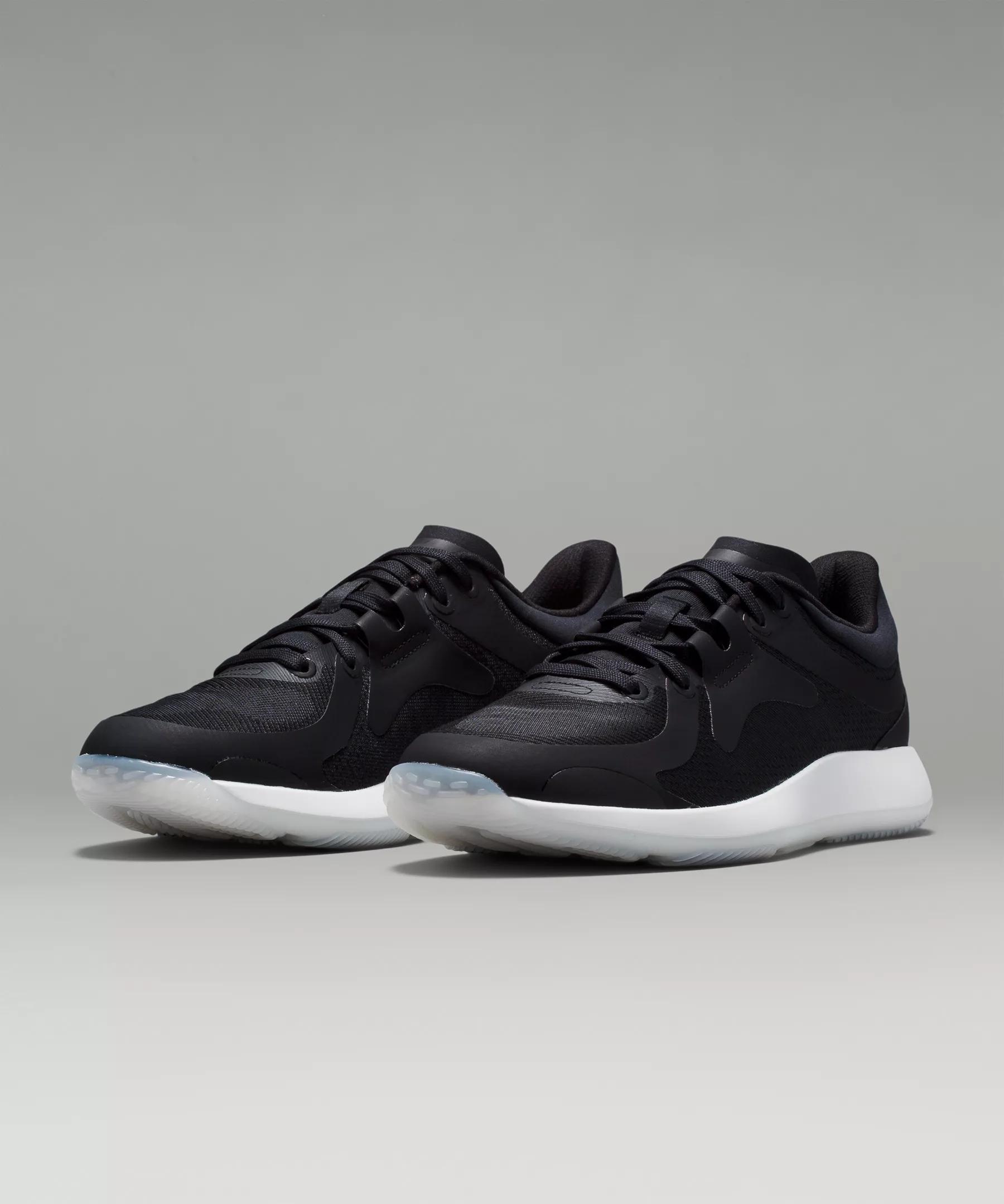 Women's Strongfeel Training Shoe Product Image