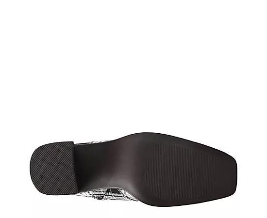 Journee Collection Womens Sloann Ankle Boot Product Image