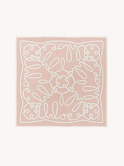 The Chloé Iconic Print scarf in cotton & silk Product Image