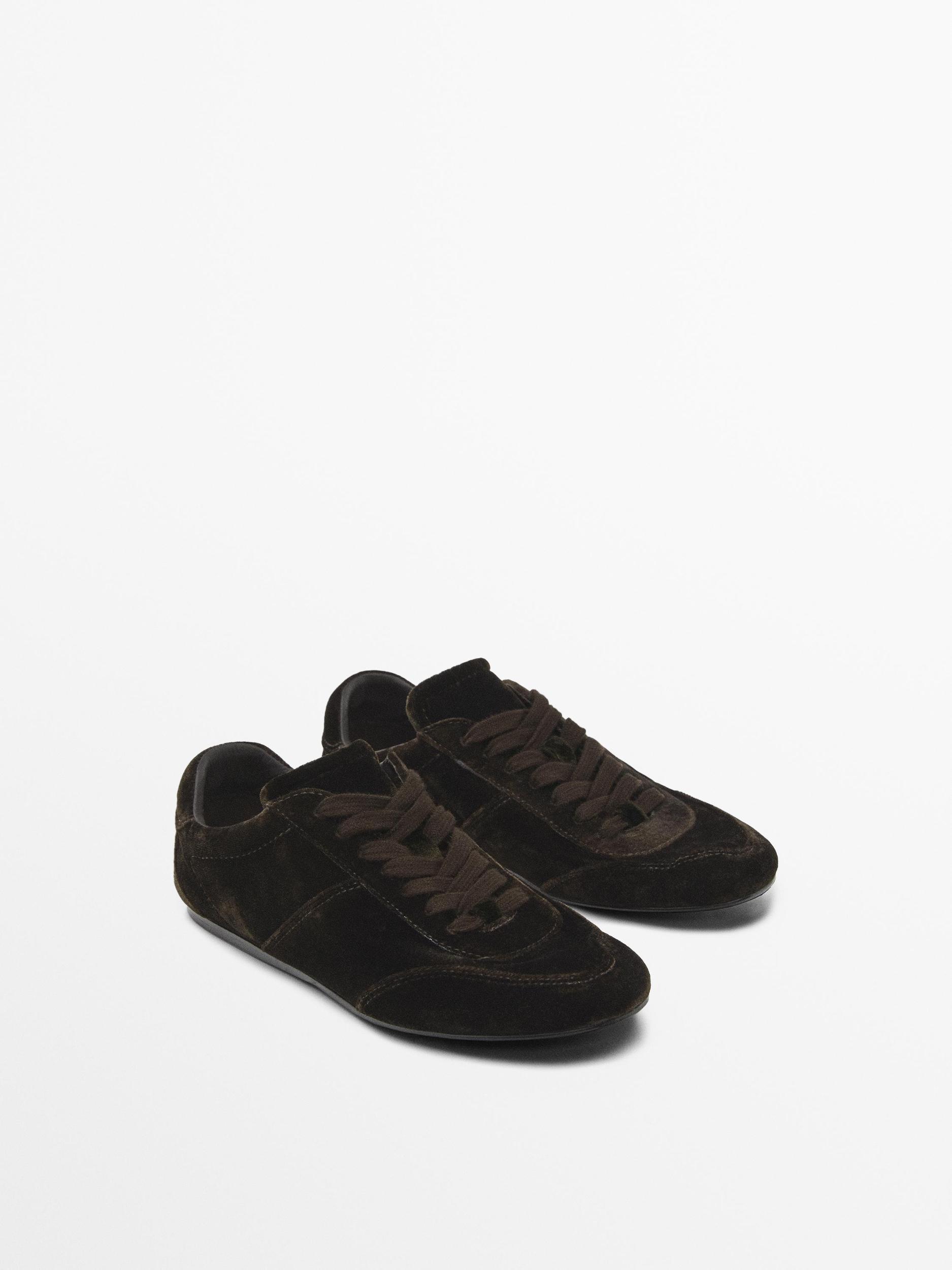 Velvet trainers Product Image