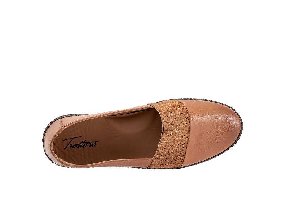 Trotters Ruby Women's Flat Shoes Product Image