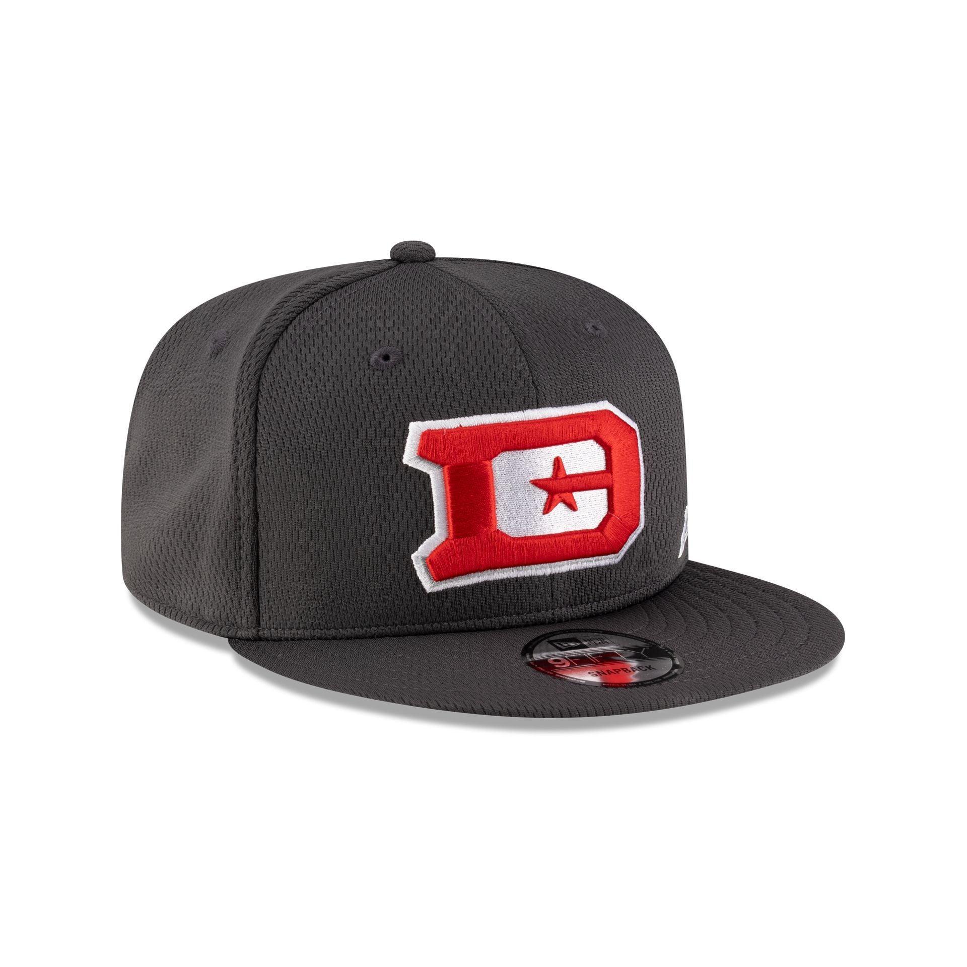 DC Defenders Gray 9FIFTY Snapback Hat Male Product Image