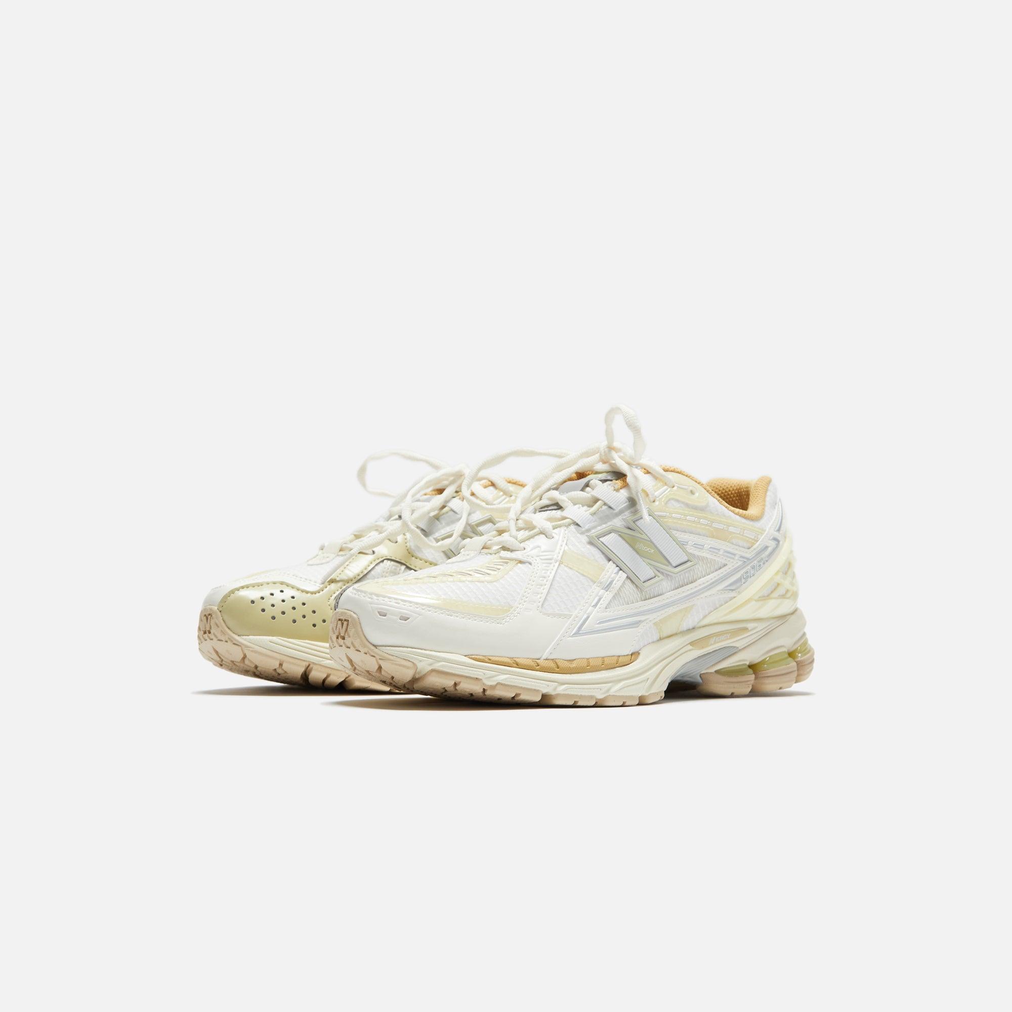 New Balance 1906 - Sea Salt Male Product Image