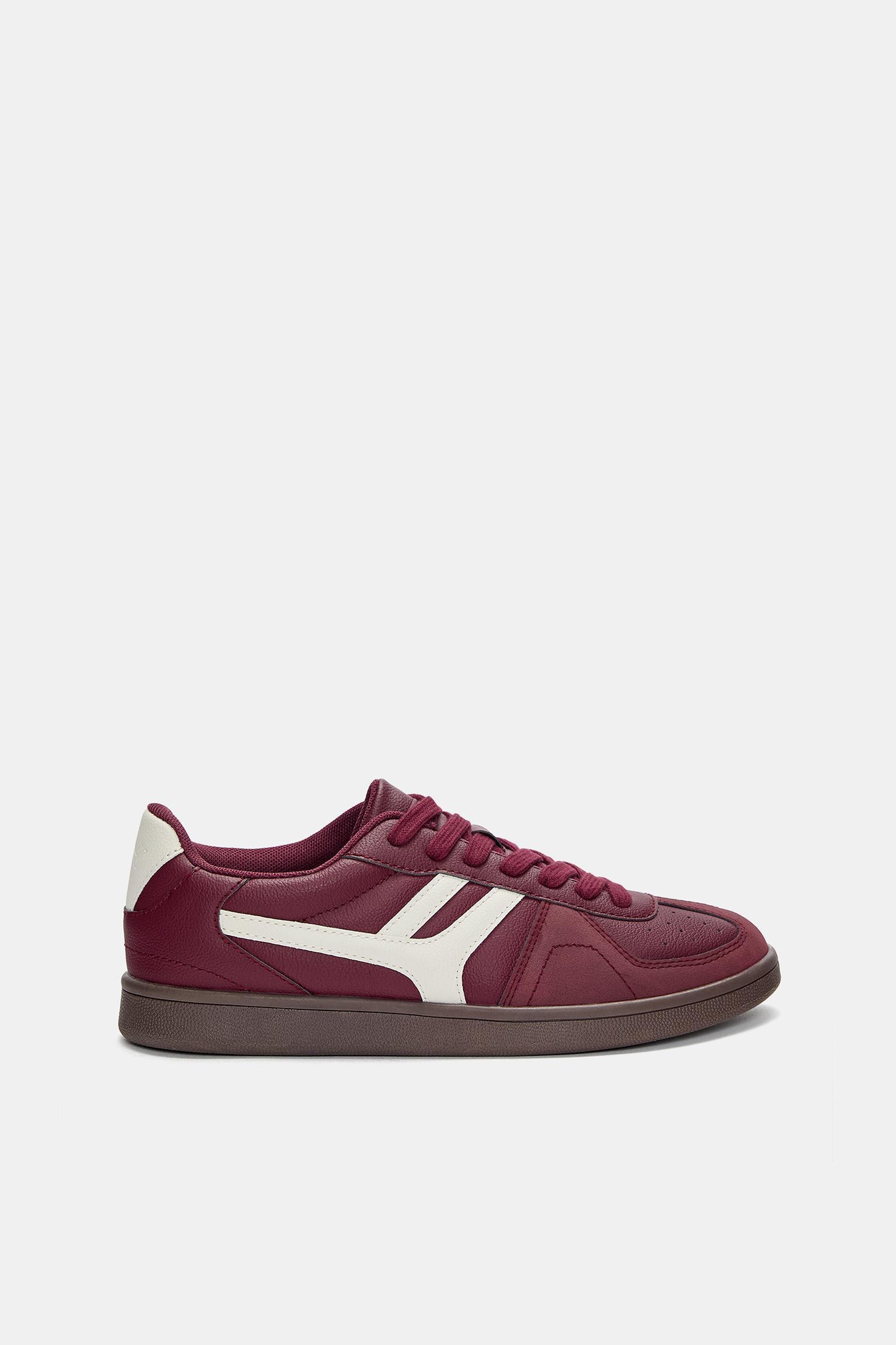 Retro sneakers Product Image