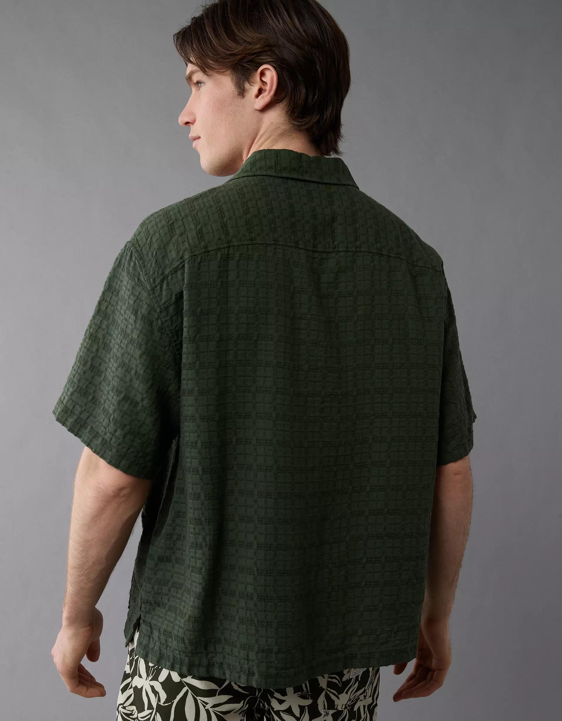 AE Poolside Button-Up Shirt Product Image