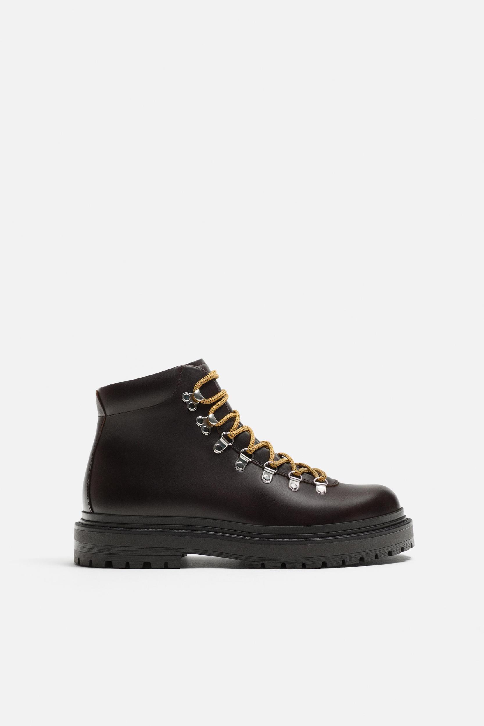 LACED LEATHER BOOTS Product Image