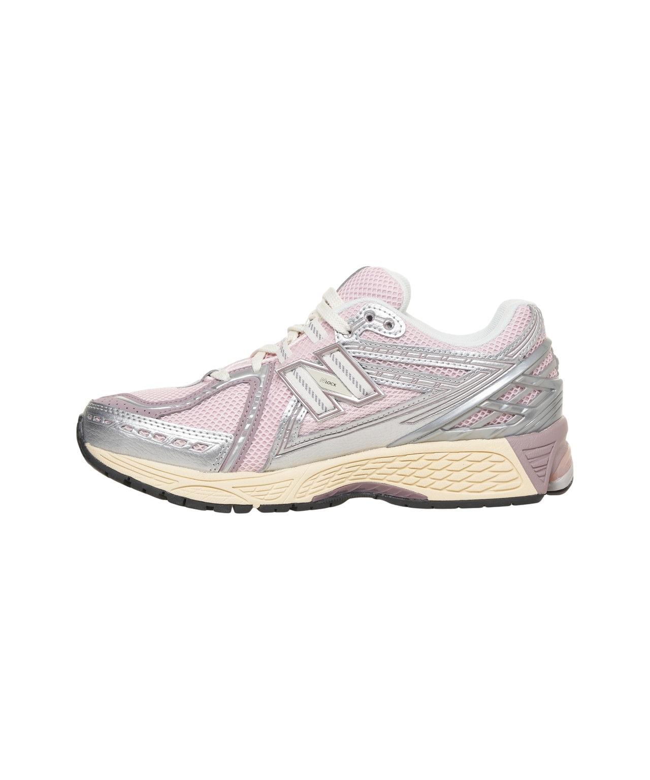 Sneakers '1906R' Product Image