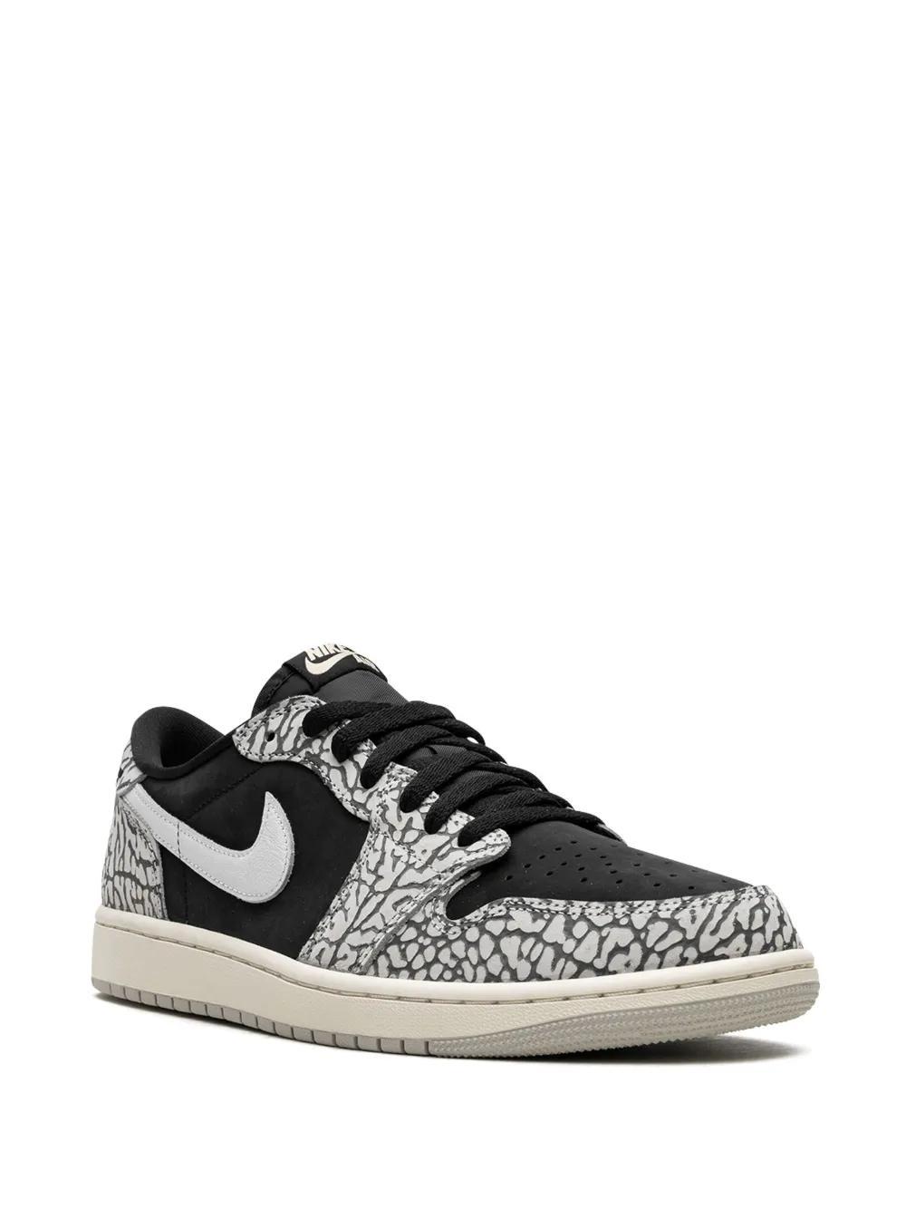Air Jordan 1 Low "Elephant Print" sneakers Product Image