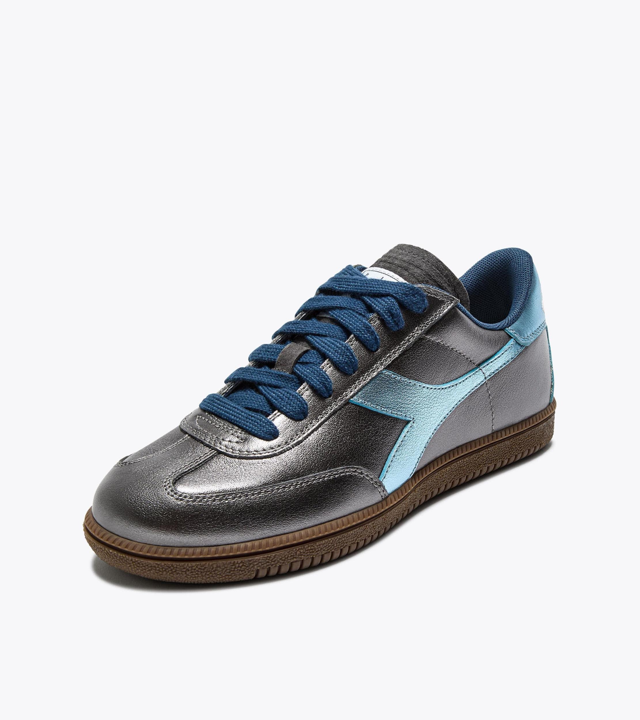 TRAINER METALIZED Product Image