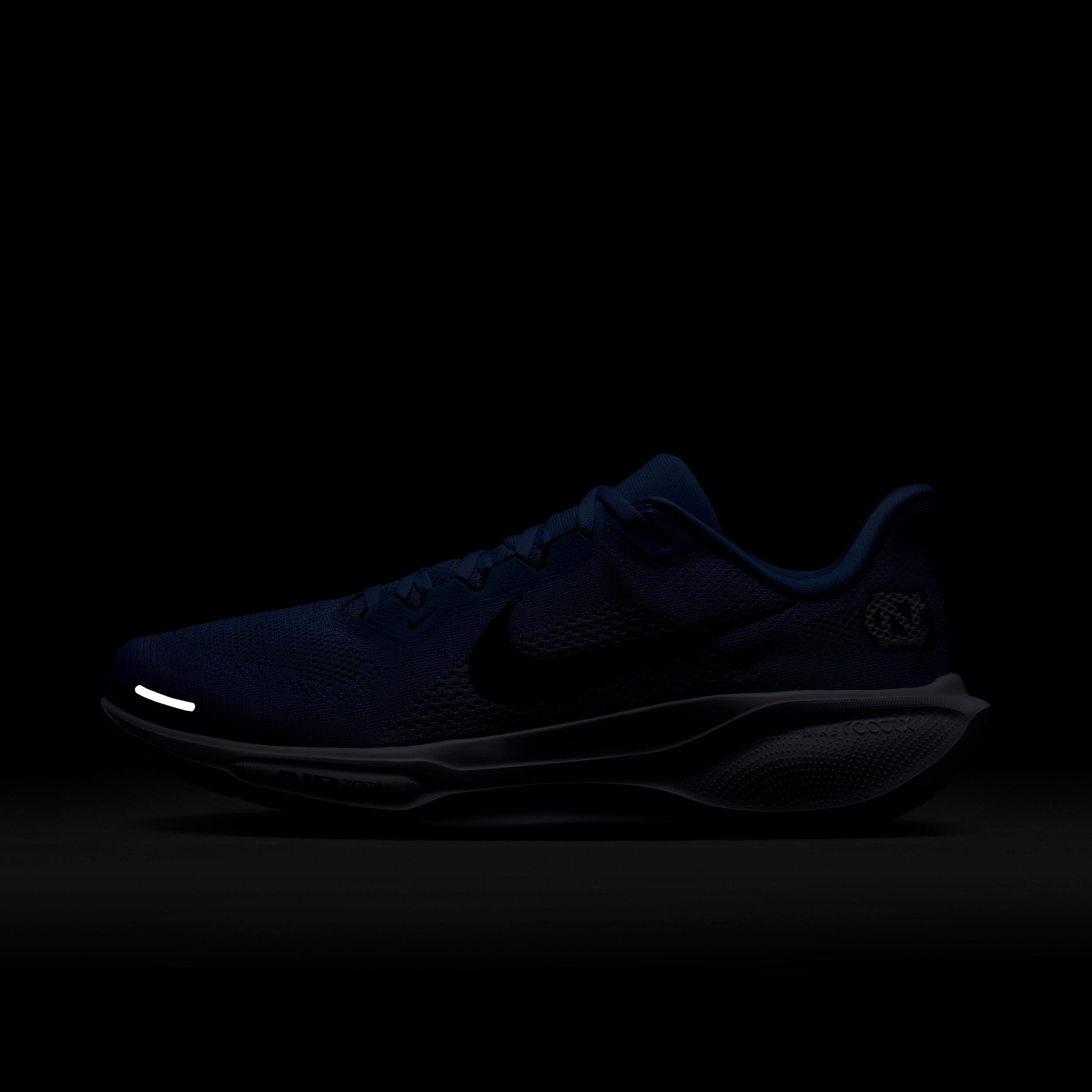 UNC Pegasus 41 Nike Men's College Road Running Shoes Product Image