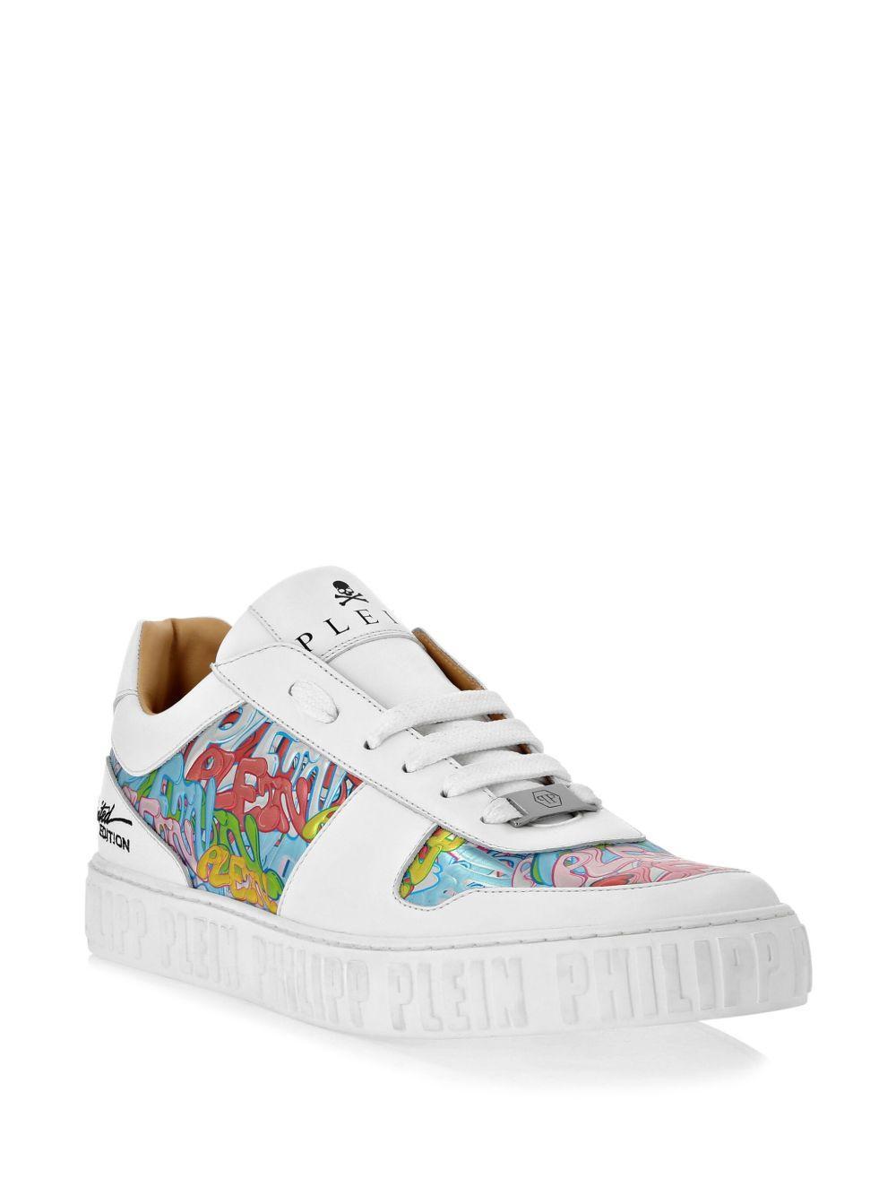 graffiti-print lace-up sneakers Product Image