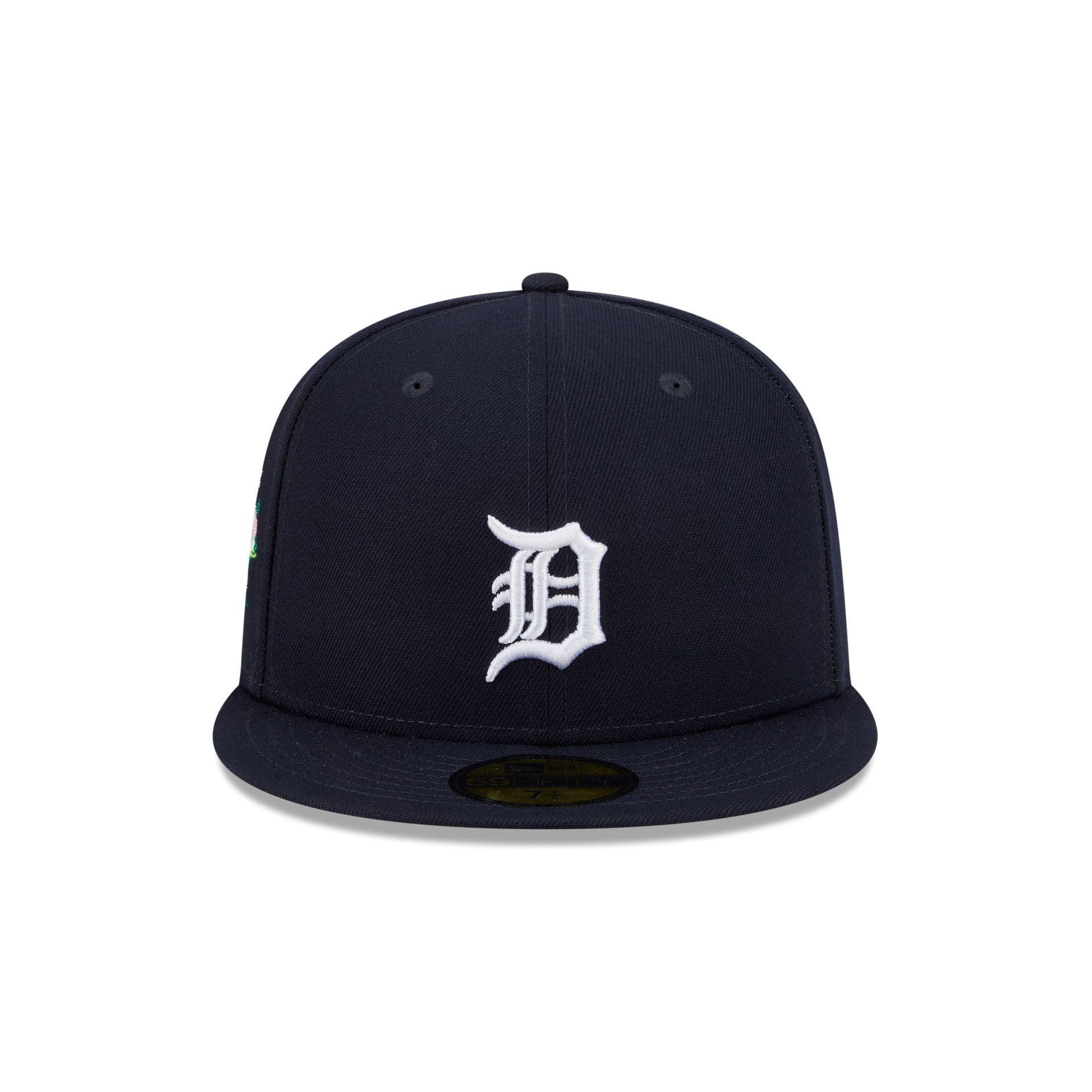 Cleveland Guardians Blue Tartan 59FIFTY Fitted Hat Male Product Image