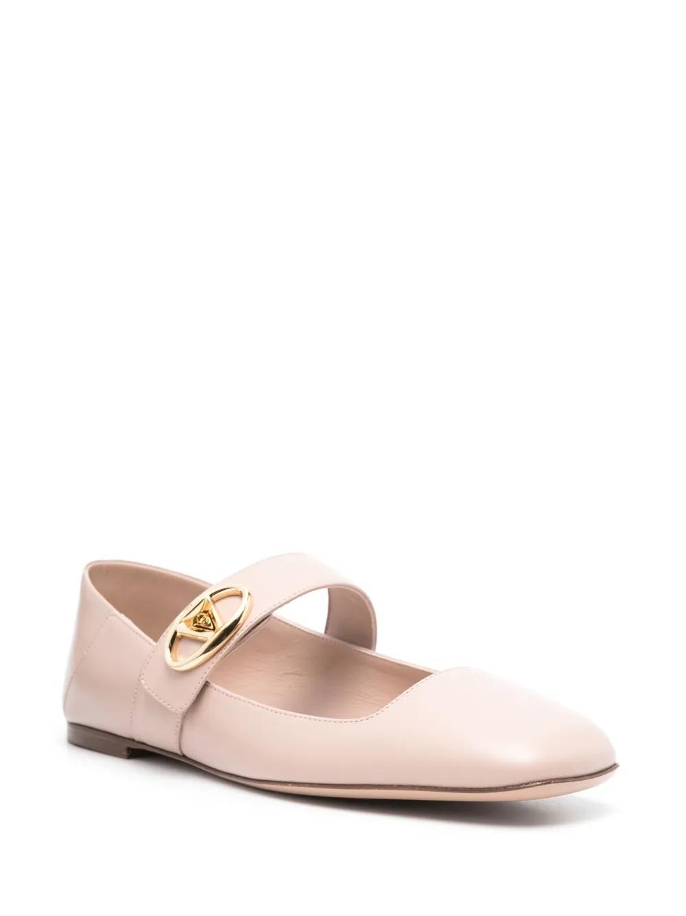 VLogo Signature leather ballerina shoes Product Image