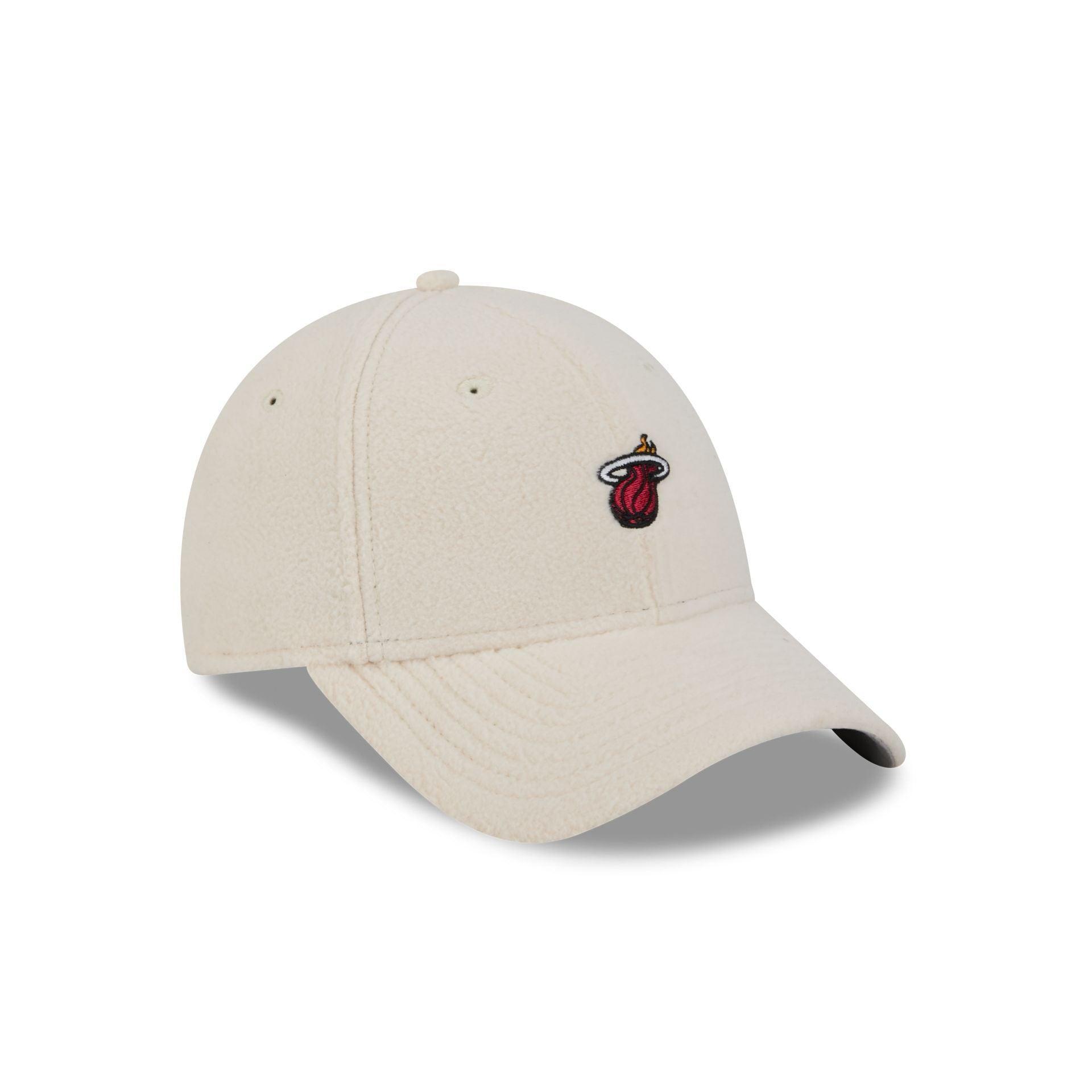 Buffalo Bills Cozy Women's 9FORTY Adjustable Hat Female Product Image