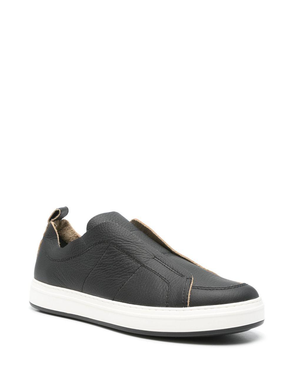 leather sneakers Product Image