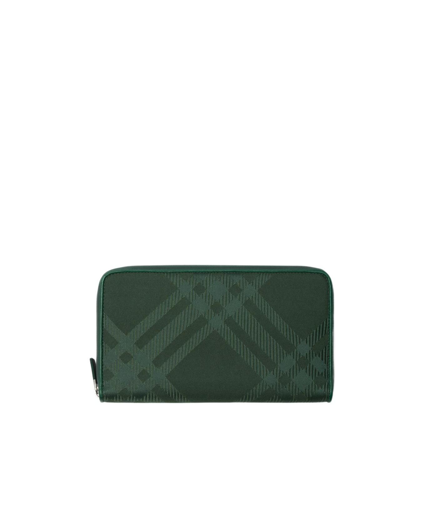 BURBERRY Checked Cotton-blend Wallet In Green Product Image