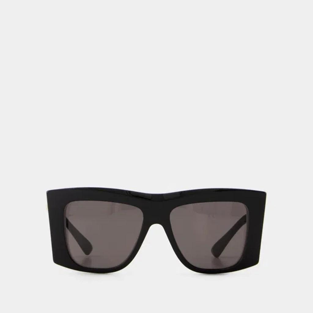BOTTEGA VENETA Bv1270s Sunglasses In 001 Black Black Grey Product Image
