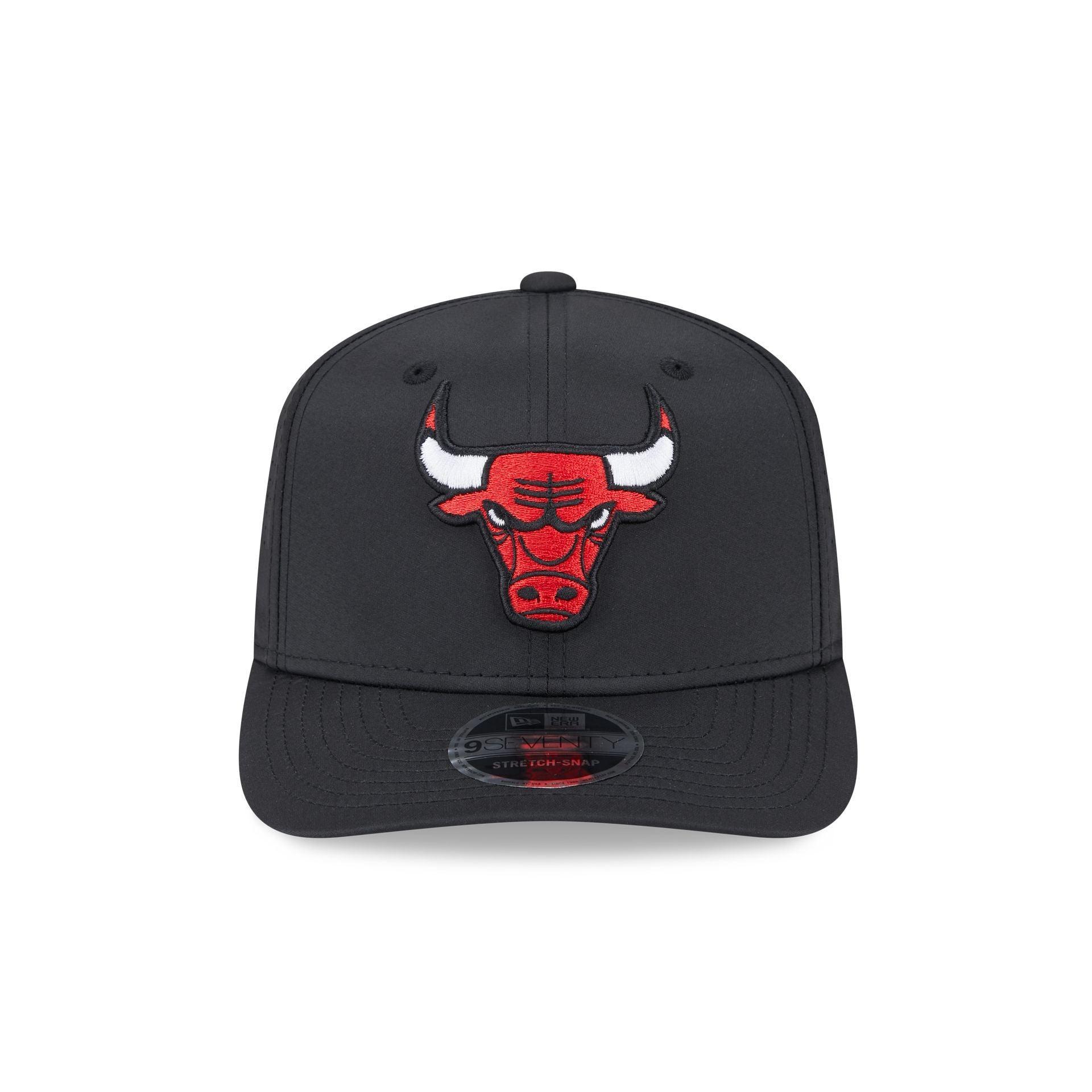 Manchester United FC Core Scarlet 9SEVENTY Stretch-Snap Hat Male Product Image