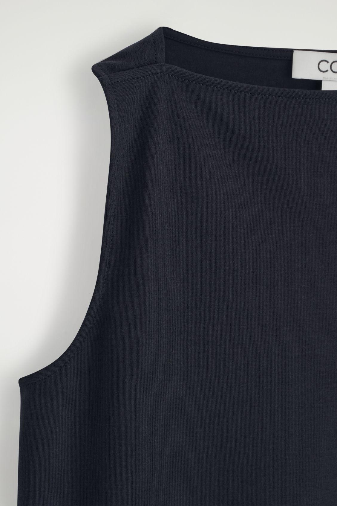 BOAT-NECK TANK TOP Product Image