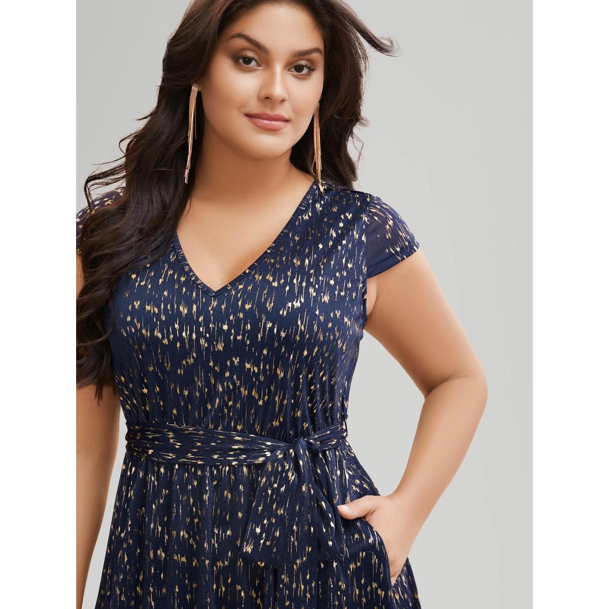 Plus Size Glitter Geometric Cap Sleeve Belted Dress Navy Women Cocktail Texture V-neck Cap Sleeve Curvy BloomChic 10/M Product Image