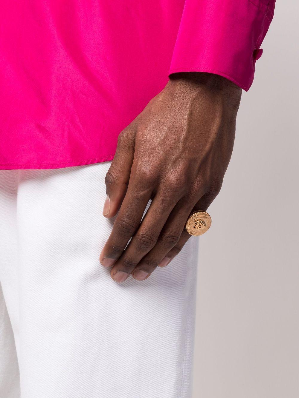 Medusa Biggie ring Product Image