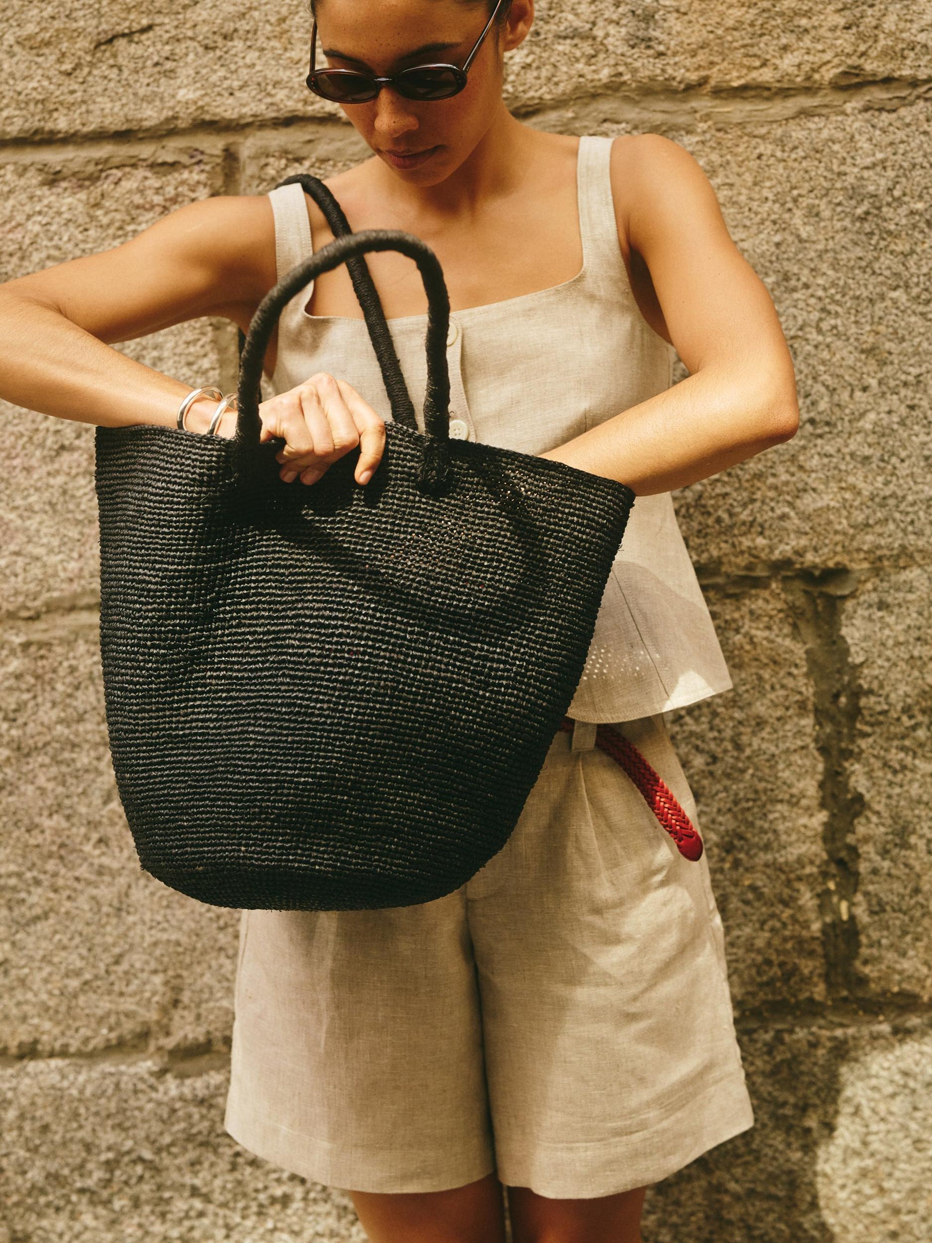 Mary Mill Tote Product Image
