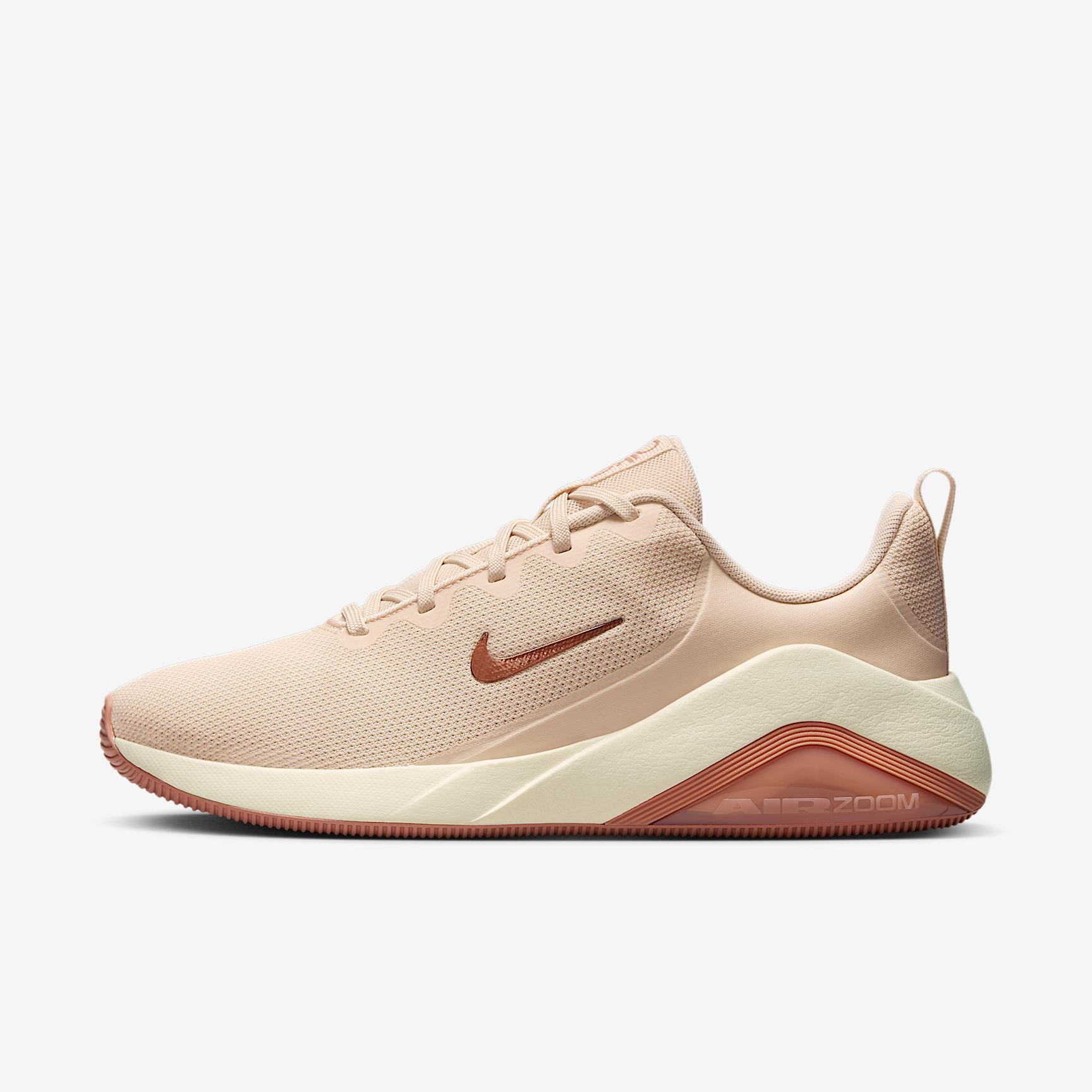 Nike Women's Bella 7 Workout Shoes Product Image