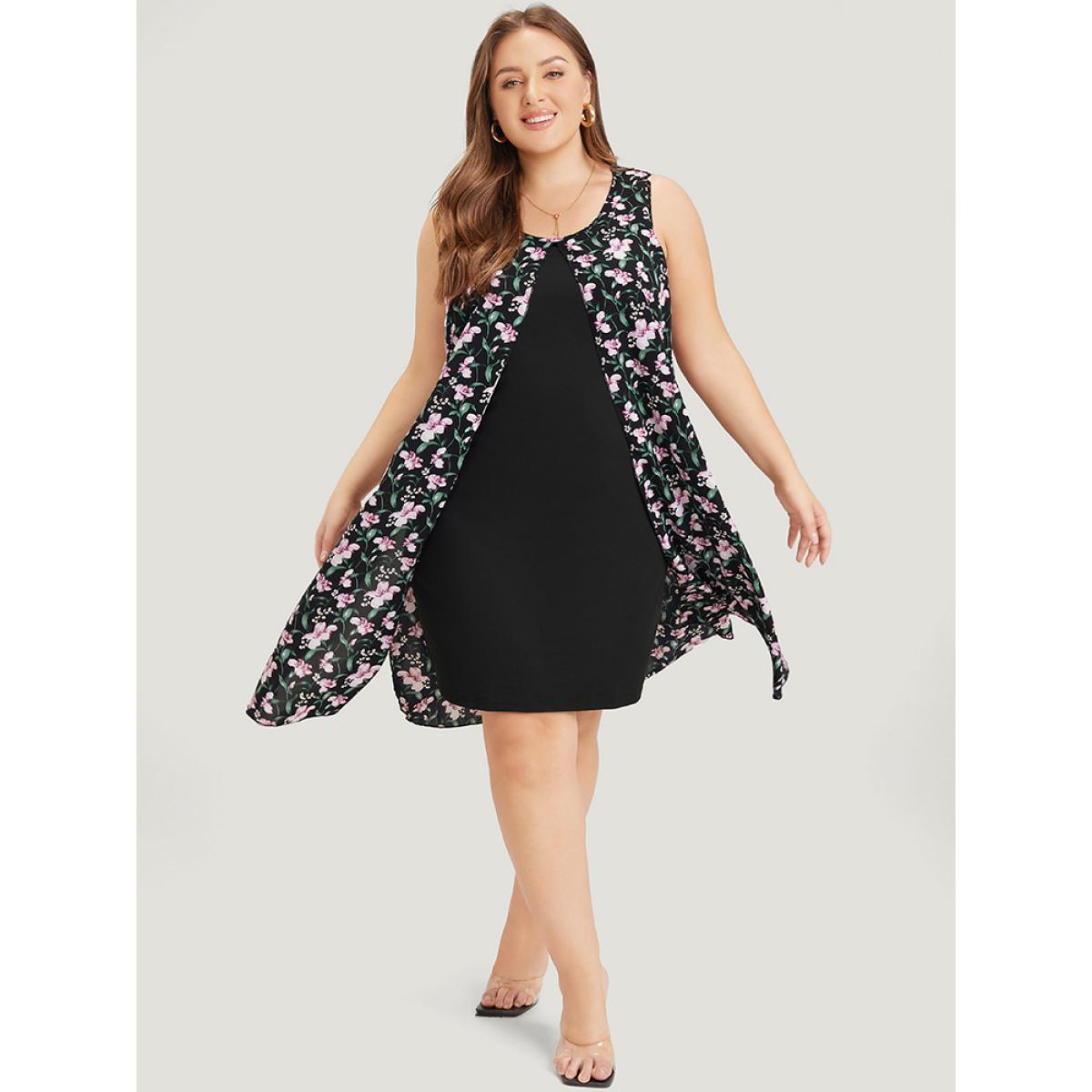 Plus Size Floral Patchwork Round Neck Split Hem Tank Dress BlackFlower Women Elegant Patchwork Round Neck Sleeveless Curvy Knee Dress BloomChic 26/4X Product Image