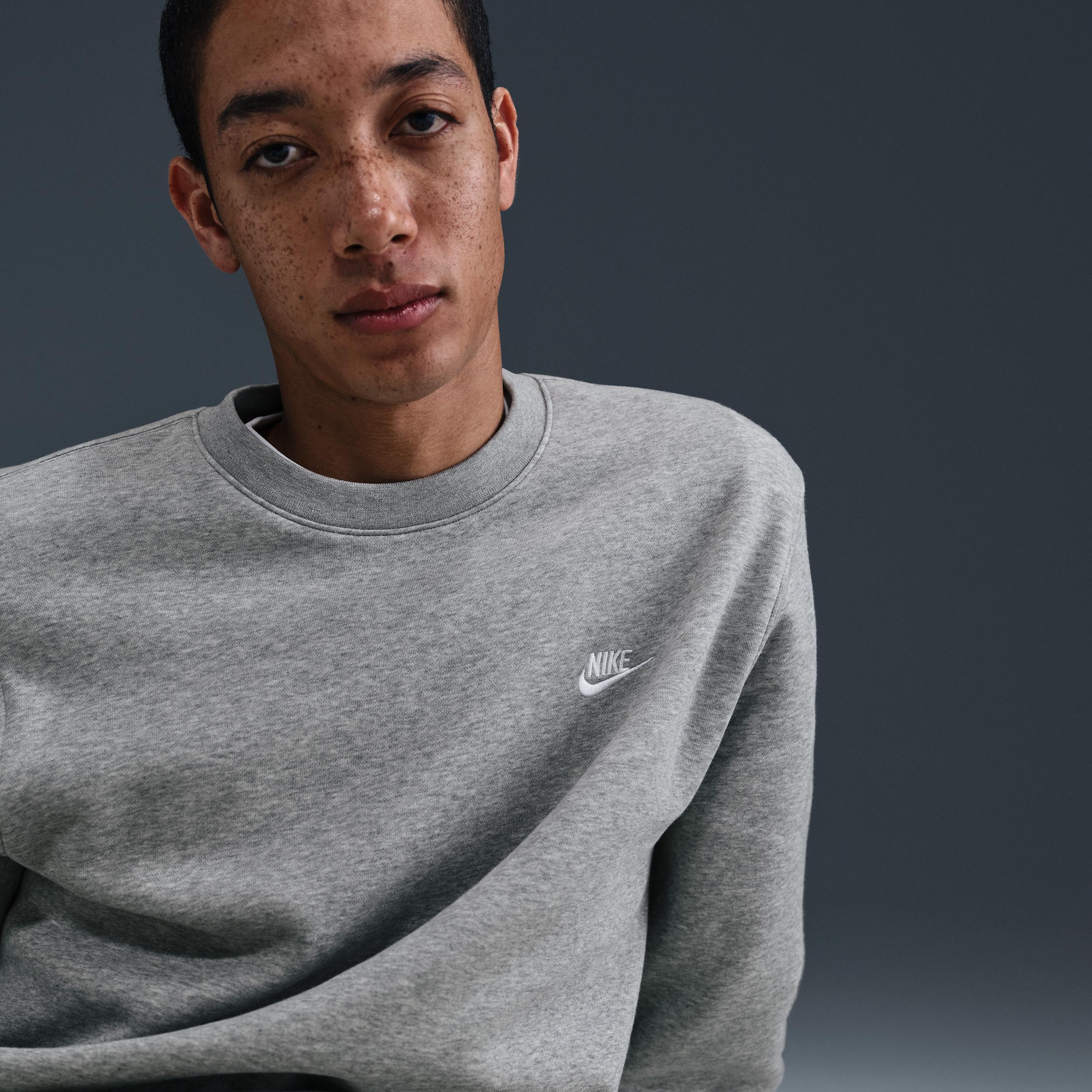 Nike Club Men's Fleece Crew Product Image