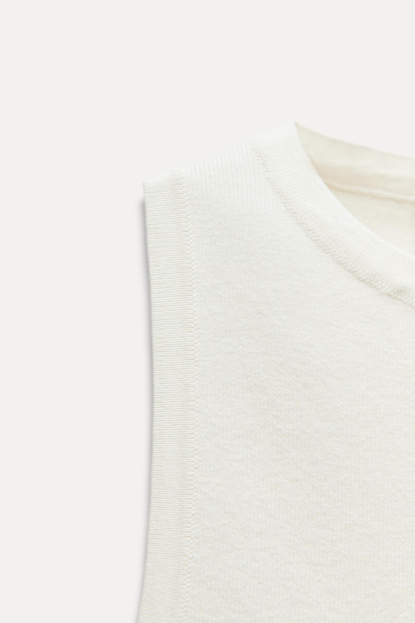 SMOOTH KNIT BASIC TOP Product Image