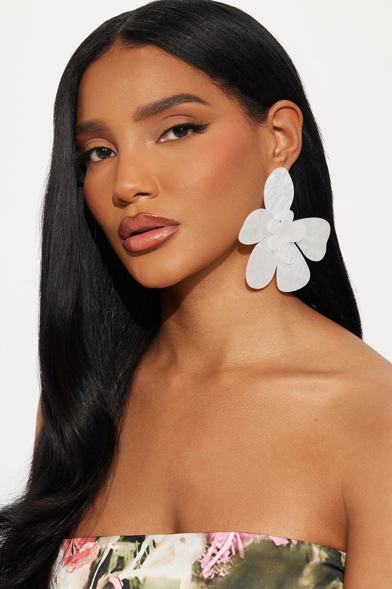 Evening Sunsets Earring - Ivory Product Image