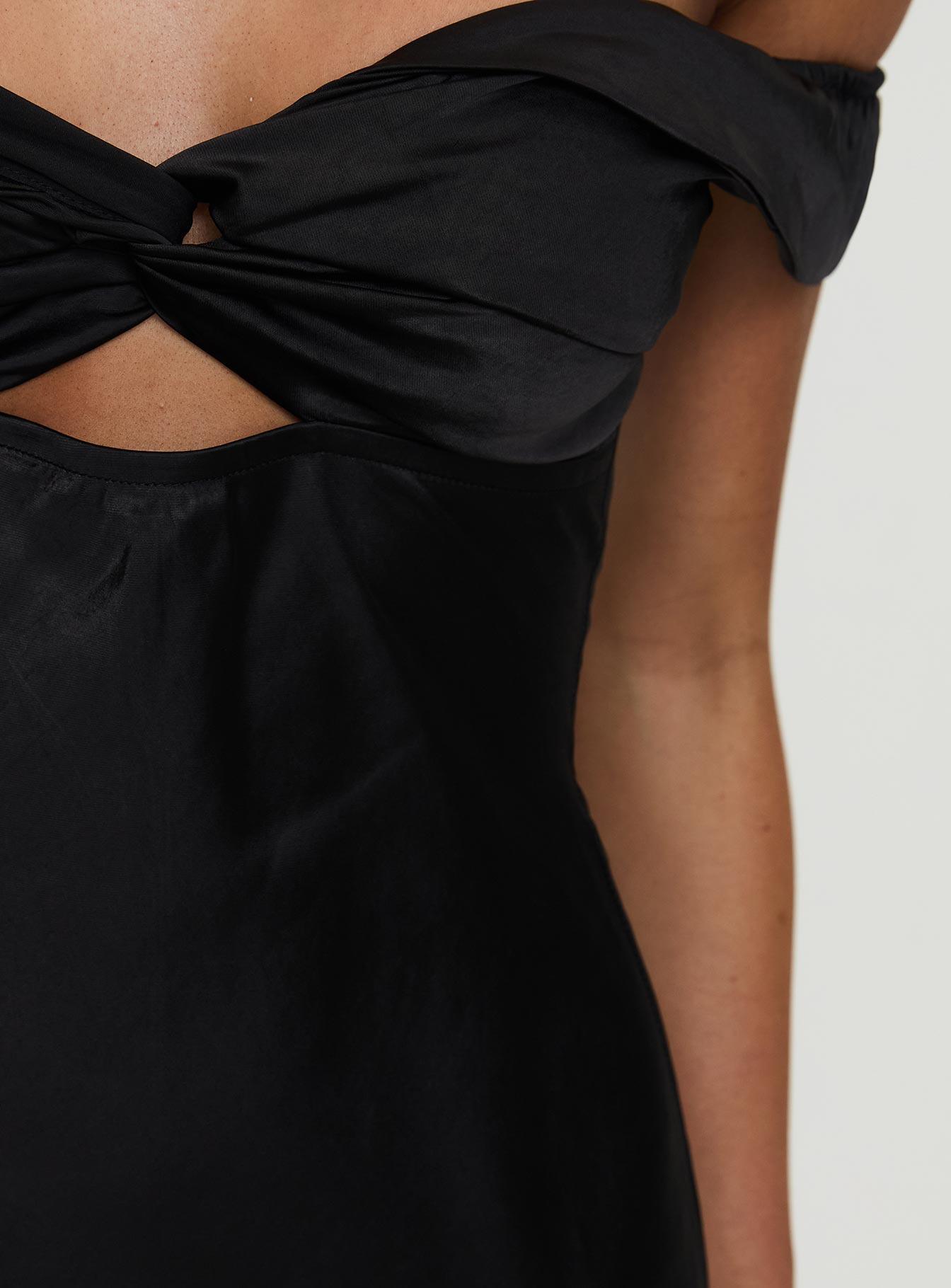 Rava Off The Shoulder Maxi Dress Black Product Image
