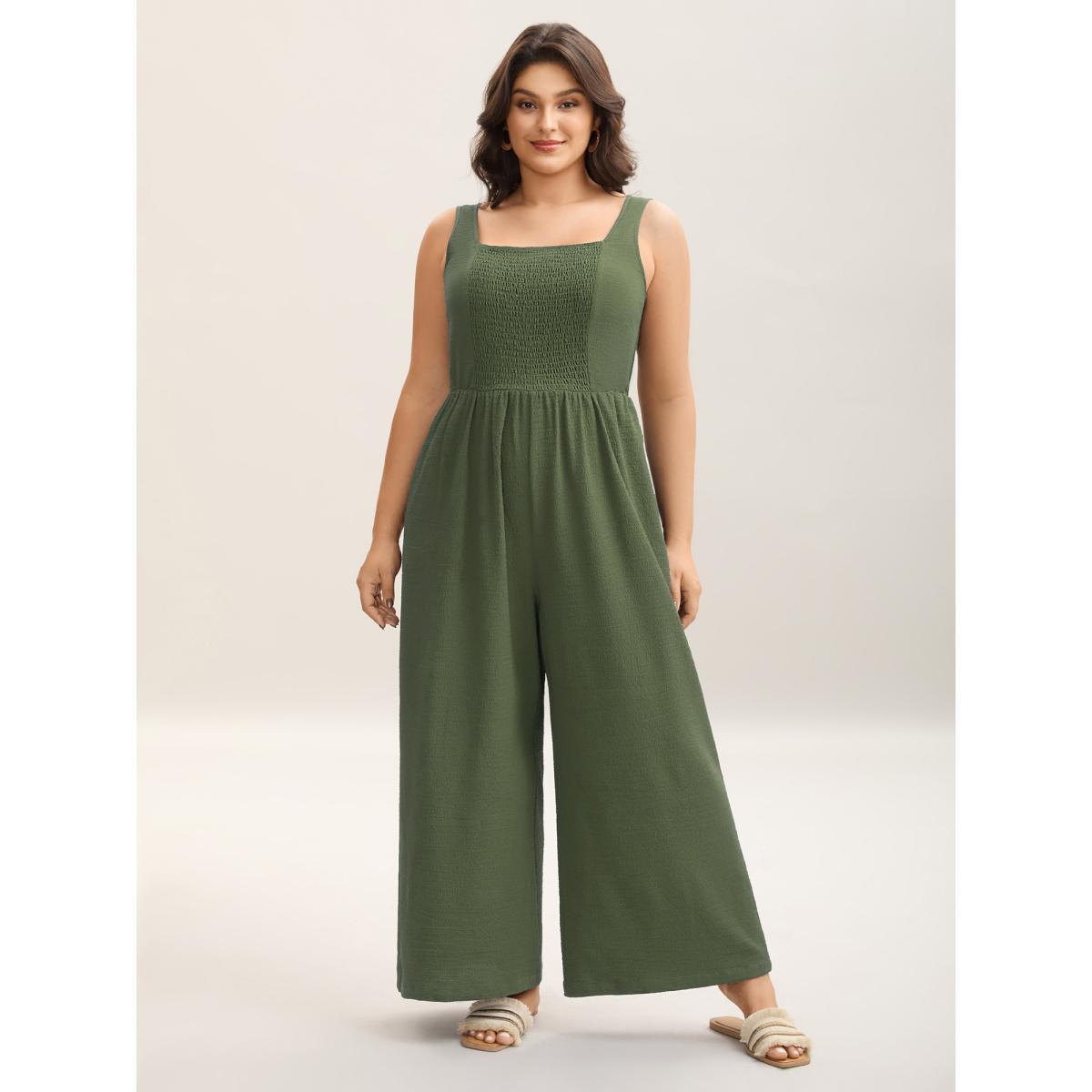 Plus Size ArmyGreen Shirred Pockets Wide-Leg Plain Jumpsuit Women Sleeveless Non Vacation Loose Jumpsuits BloomChic 12/L Product Image