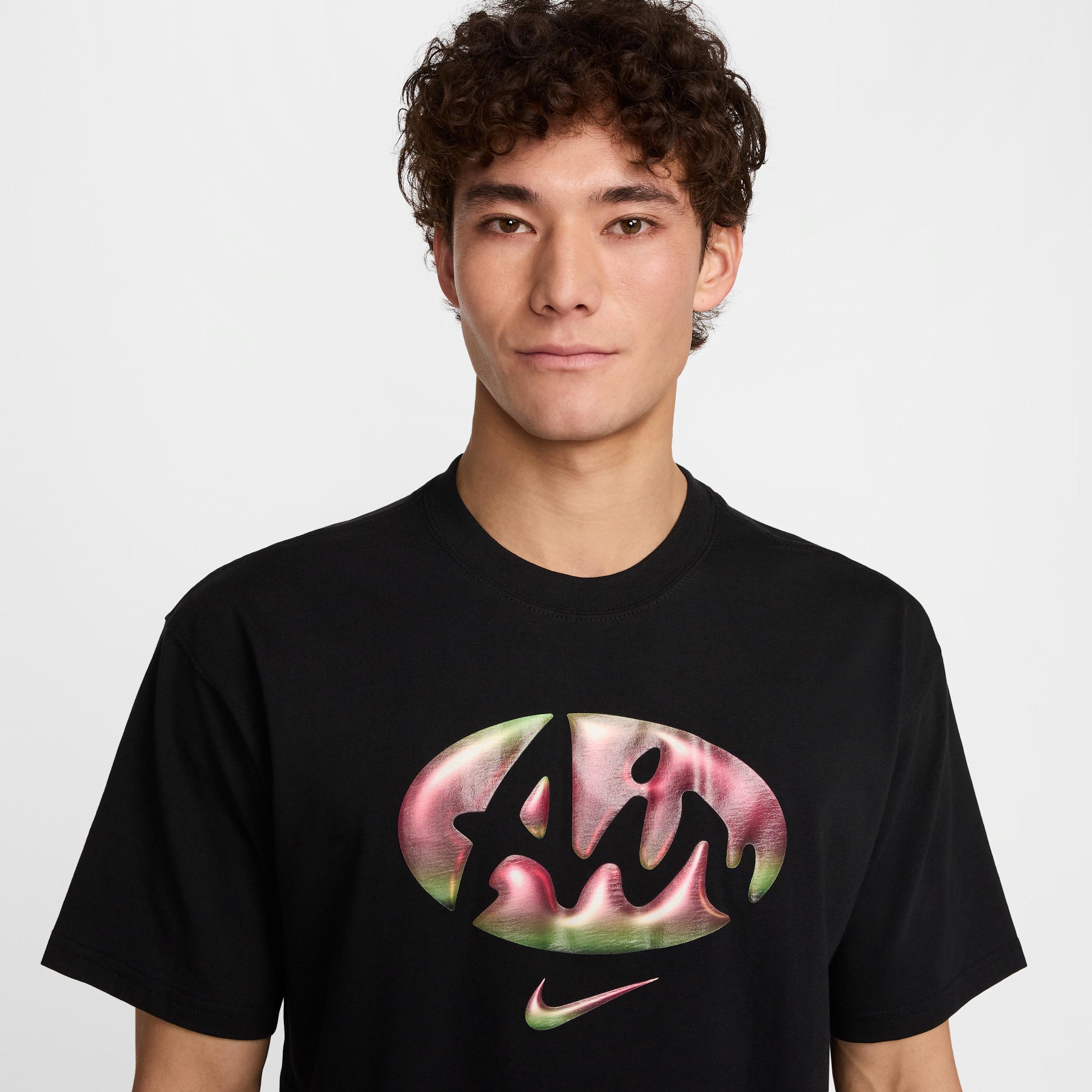 Nike Sportswear Men's Max90 T-Shirt Product Image
