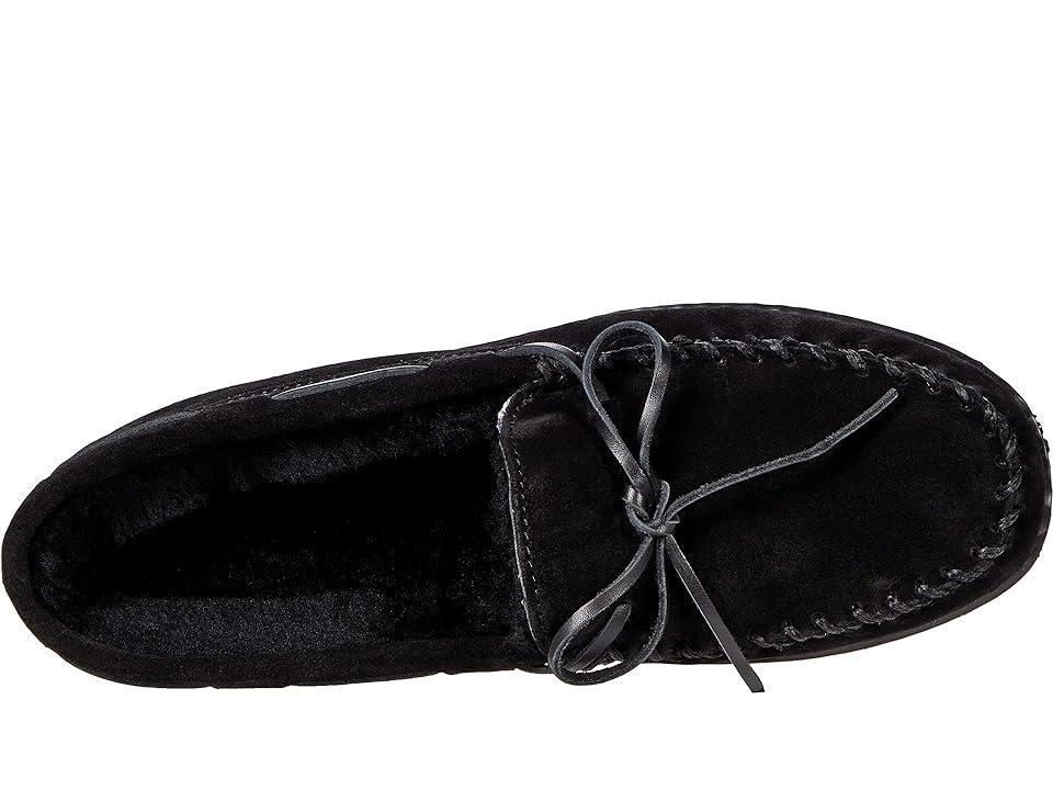 Minnetonka Sheepskin Hardsole Moc Men's Slippers Product Image