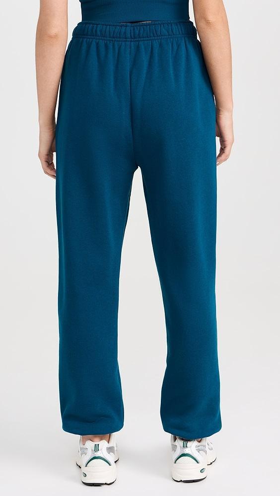 Alo Yoga Accolade Sweatpants | Shopbop Product Image