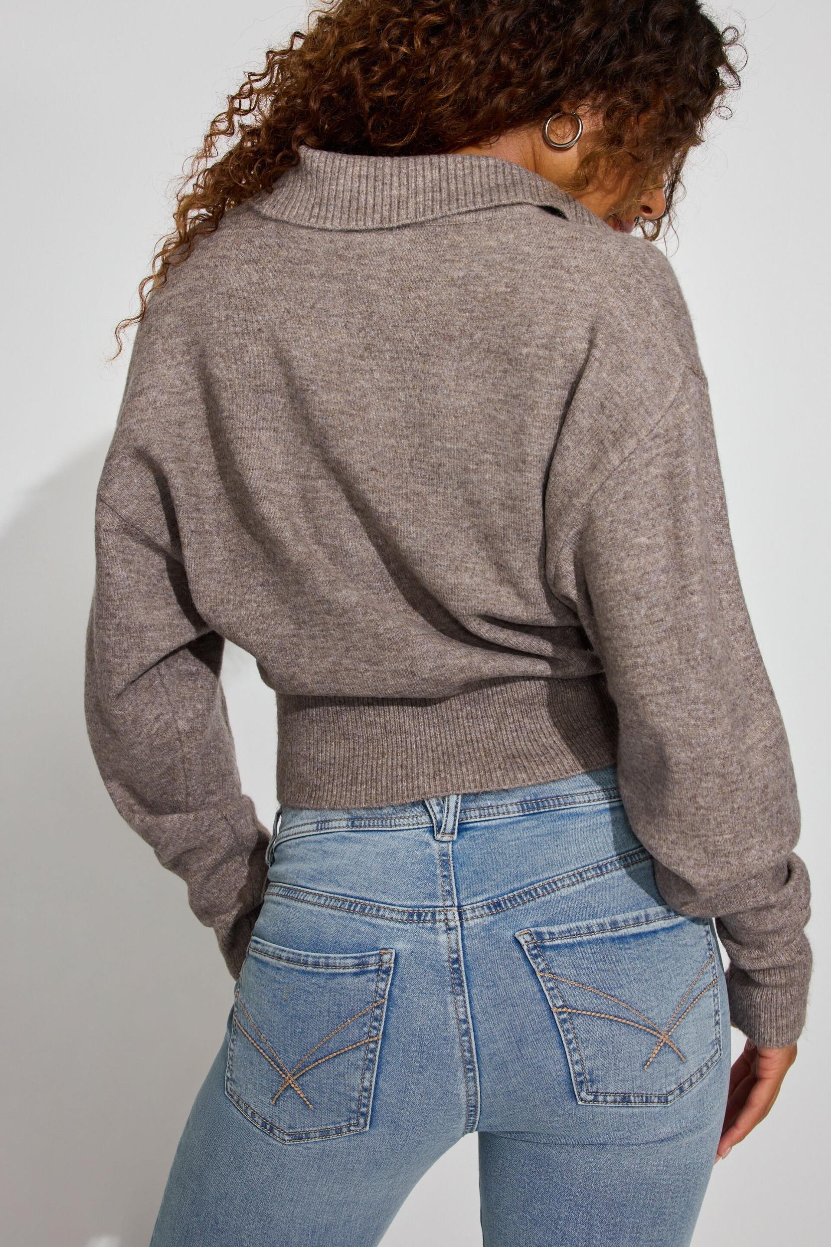 Serene Deep V-Neck Long Sleeve Top Product Image