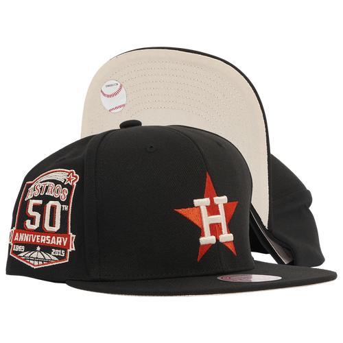 Men's Mitchell & Ness Black Houston Astros Cooperstown Collection True Classics Snapback Hat Product Image
