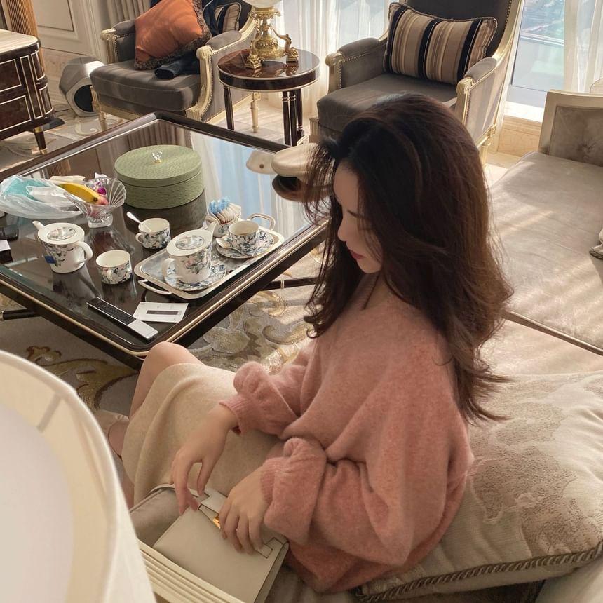 Puff-Sleeve V-Neck Melange Sweater Product Image