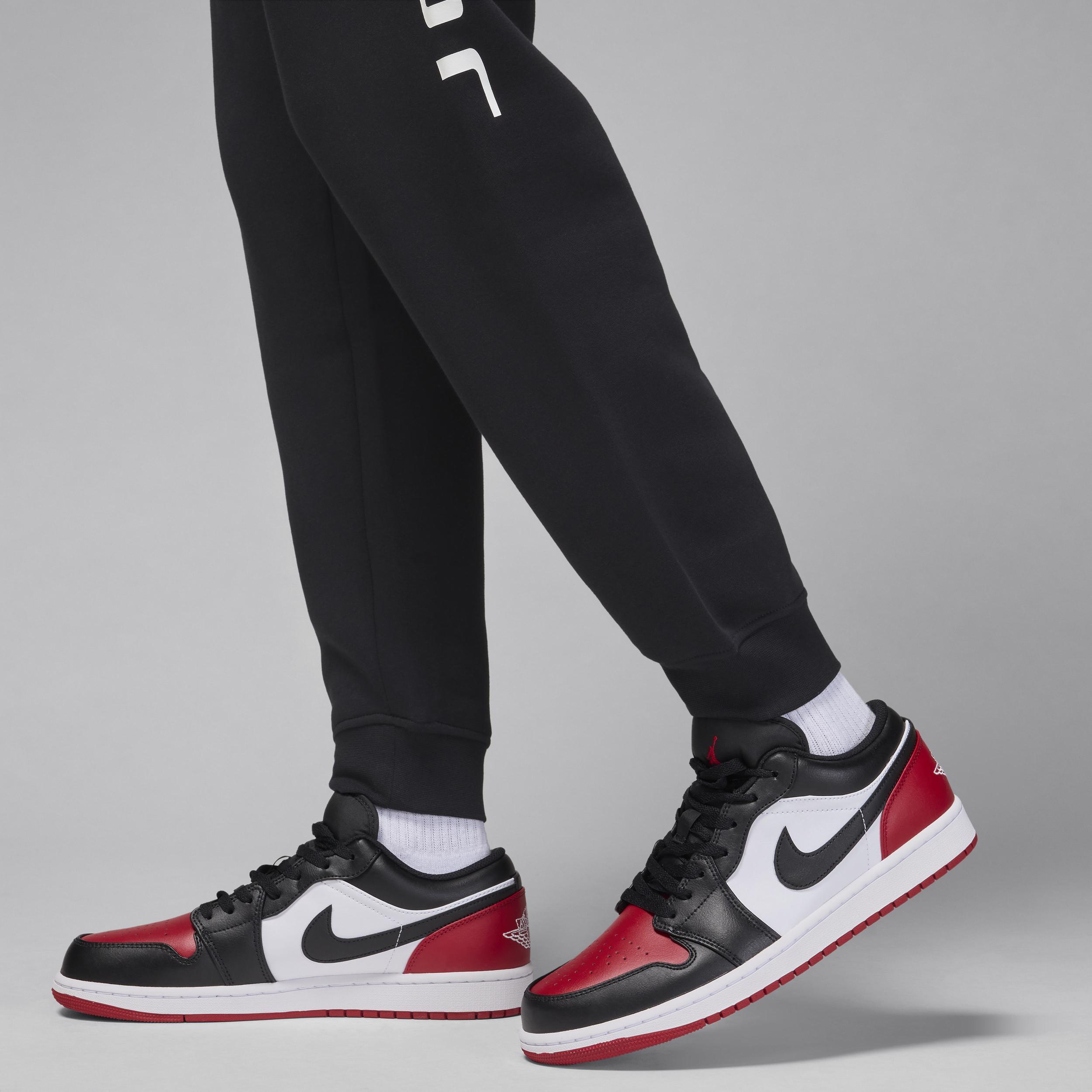 Men's Jordan Essentials Fleece Jogger Pants Product Image