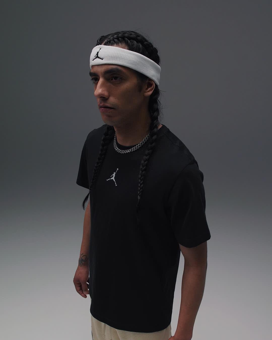 Jordan Sport Men's Dri-FIT T-Shirt Product Image