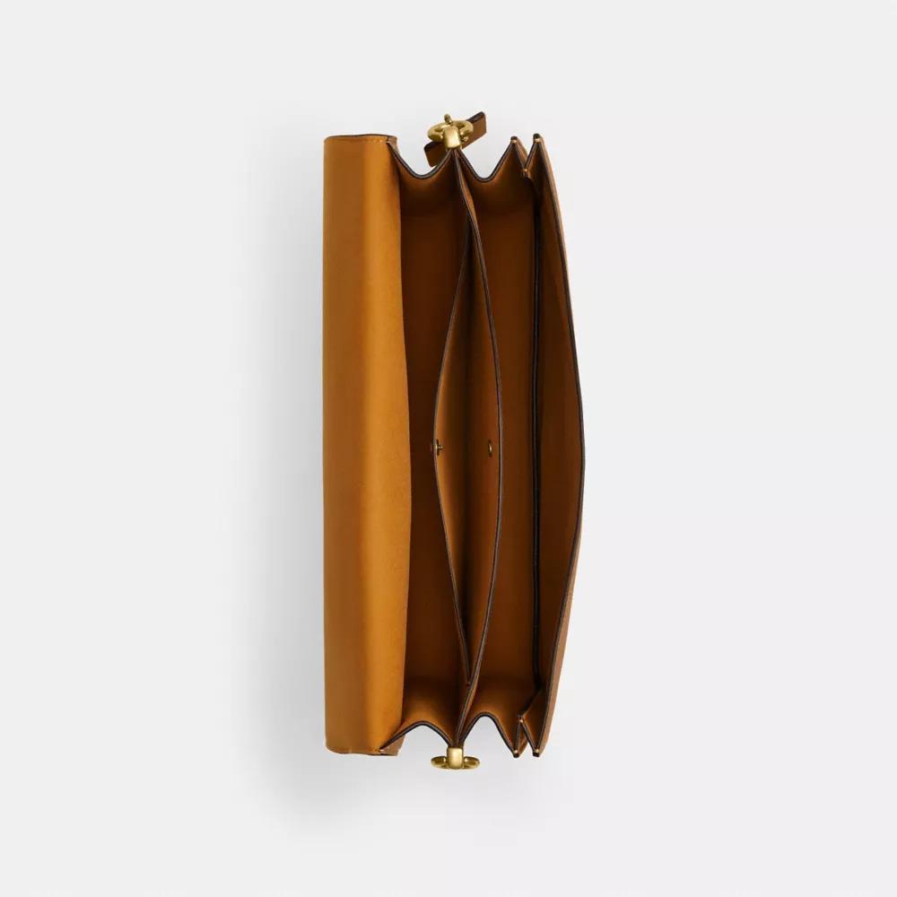 Chain Tabby Shoulder Bag 35 Product Image