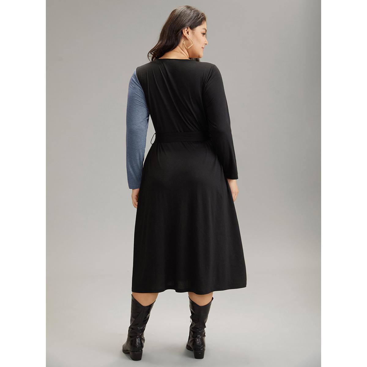 Plus Size Colorblock Patchwork Belted Pocket Long Sleeve Dress DarkBlue Women Casual Belted V-neck Long Sleeve Curvy Midi Dress BloomChic 26/4X Product Image