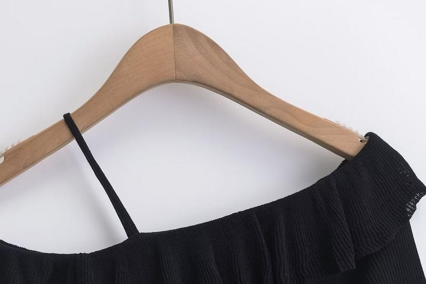 Cold-Shoulder Plain Ruffle Sweater Product Image