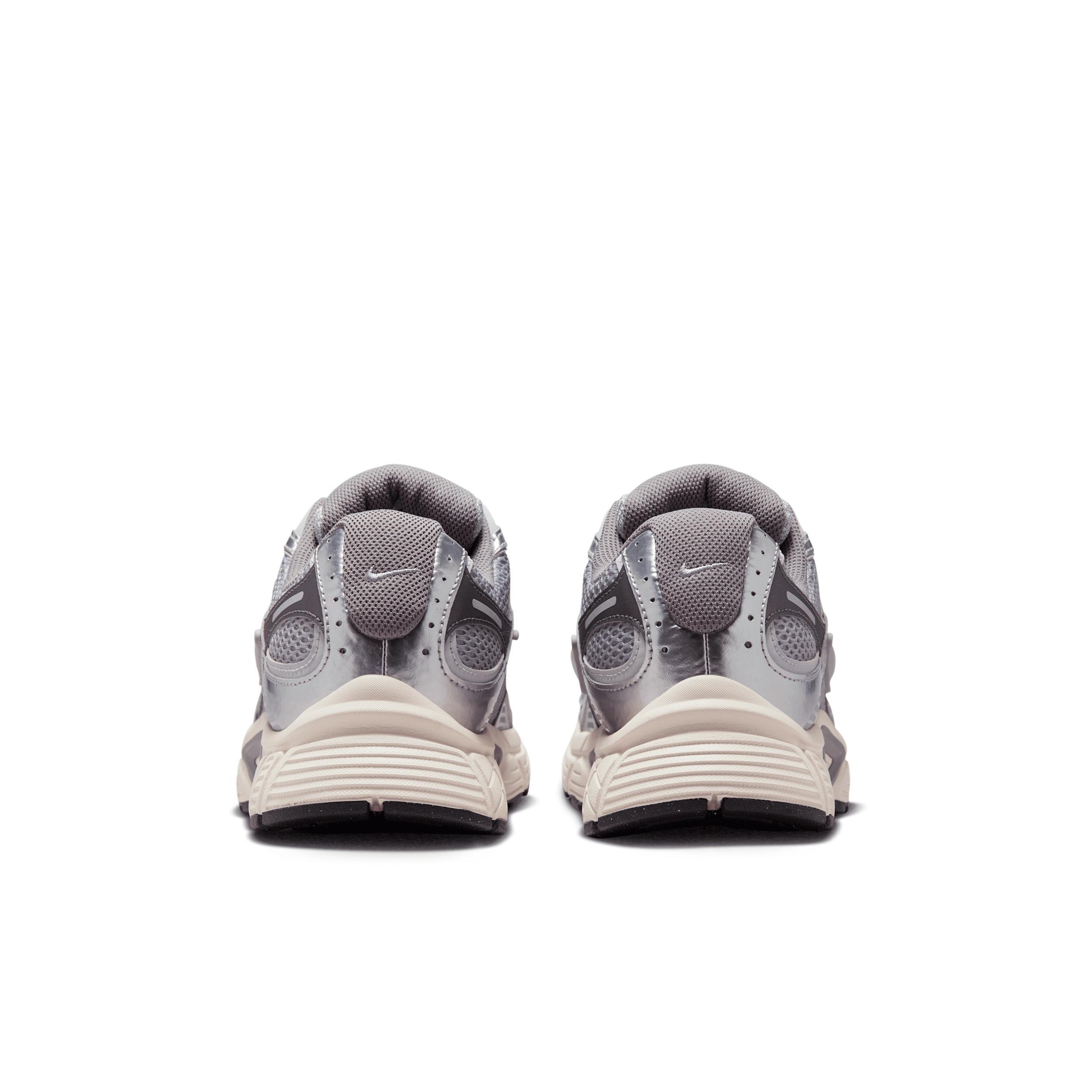 Nike Mens V5 RNR Casual Shoes in Cement Grey Fog/Light Orewood Brown Product Image