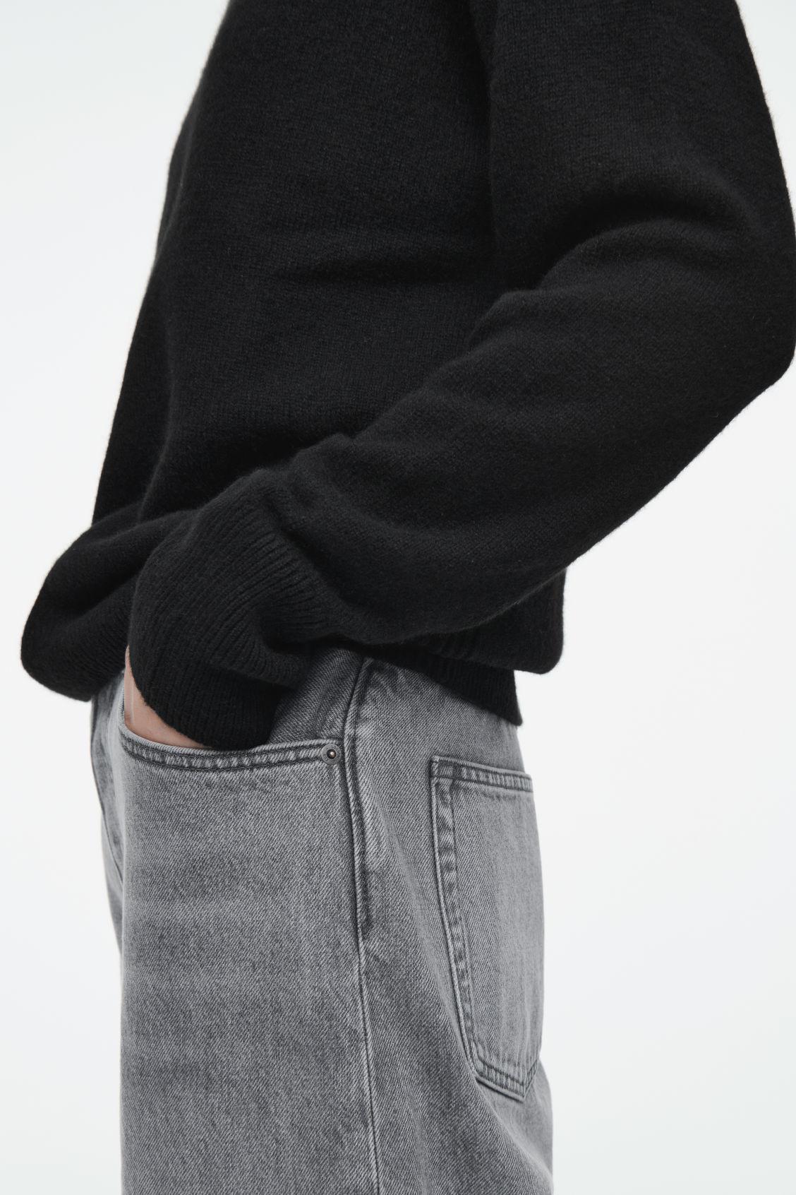 PURE CASHMERE SWEATER Product Image
