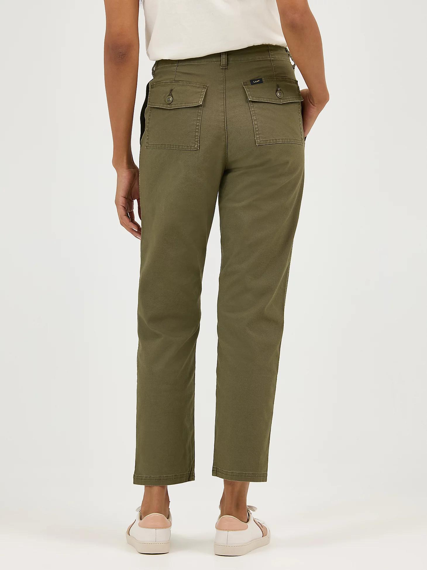 Women's Legendary Utility Crop | Women's Capris & Crops | Lee® Product Image