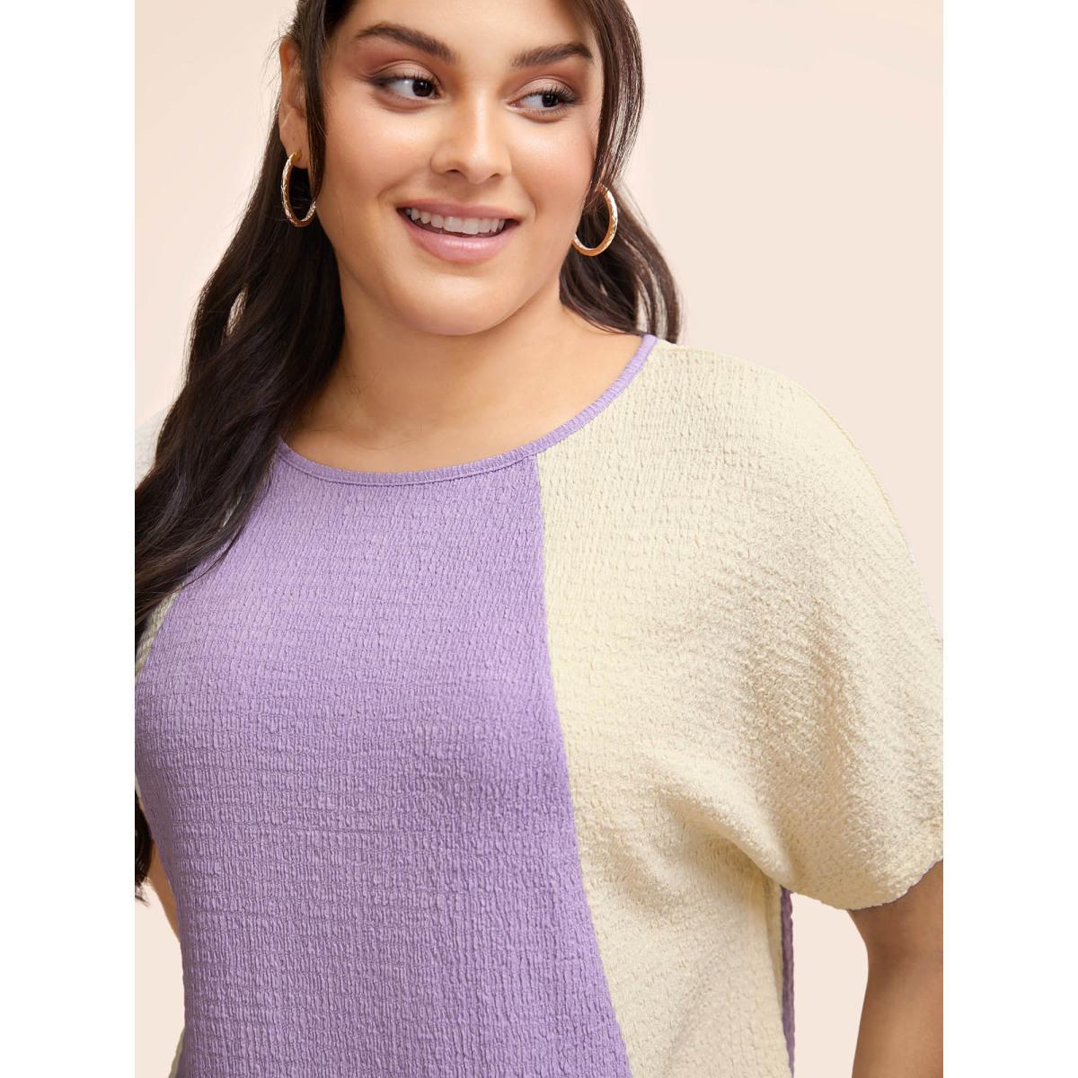Plus Size Texture Patchwork Contrast Dolman Sleeve T-shirt Lilac Women Elegant Texture Round Neck Everyday T-shirts BloomChic 26/4X Product Image
