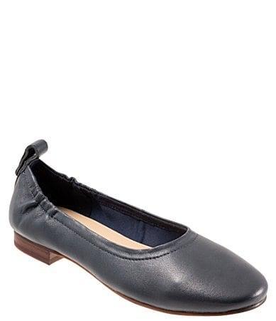 Trotters Gia Women's Flat Shoes Product Image
